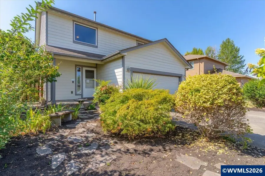 1957  Lyon St SE, Albany, OR 97322 - #2