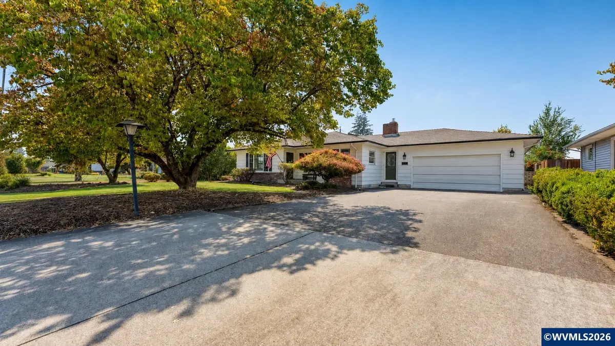 1110 W Oak St, Lebanon, OR 97355 - #1