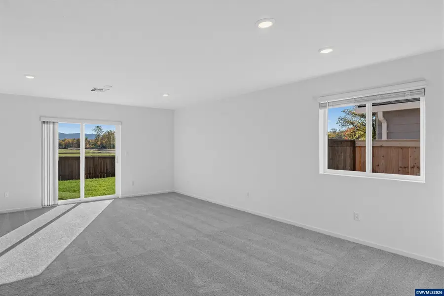 699  Minnesota St, Lebanon, OR 97355 - #3