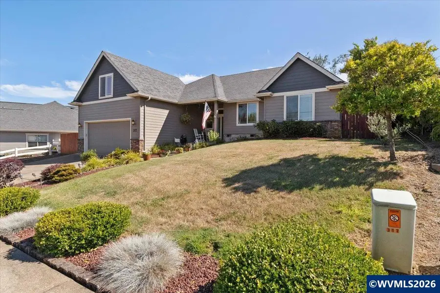 317 NW Ivy Av, Dallas, OR 97338 - #3