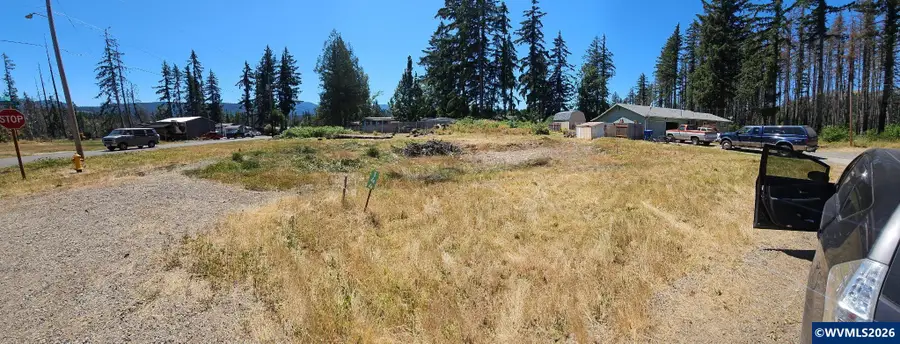 144  Fir St, Gates, OR 97346 - #2