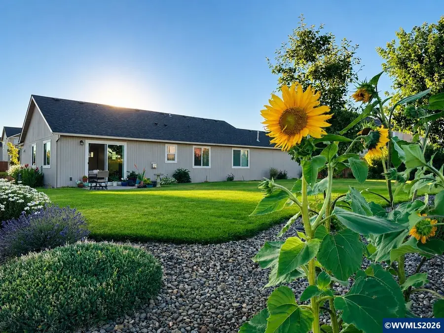 599  Churchill Downs St SE, Albany, OR 97322 - #2