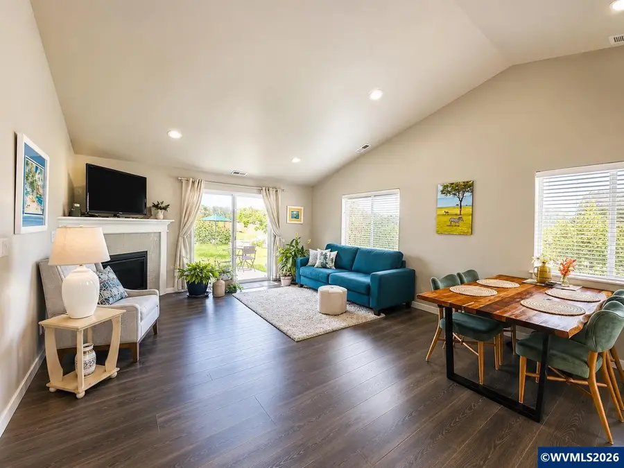 599  Churchill Downs St SE, Albany, OR 97322 - #3