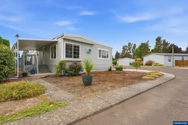 3486  Rainbow Lp, Hubbard, OR 97032