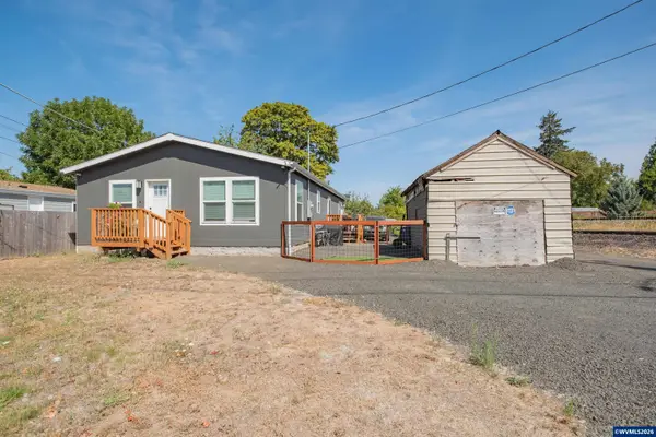 105  Columbus St NE, Albany, OR 97321