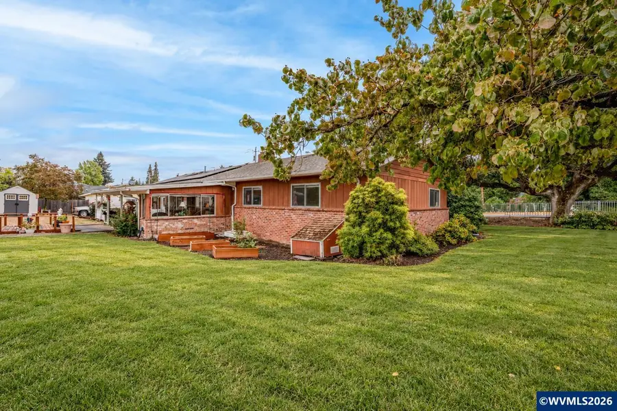 1700 S 2nd St, Lebanon, OR 97355 - #2