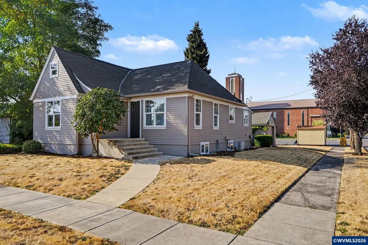 575 E Jefferson St, Stayton, OR 97383 - #1
