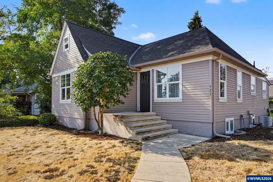 575 E Jefferson St, Stayton, OR 97383 - #2