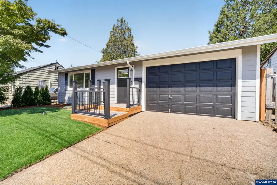 1305  15th Av SW, Albany, OR 97321 - #2