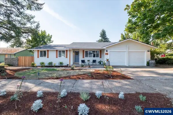 1874  Cedarcrest Dr S, Salem, OR 97306