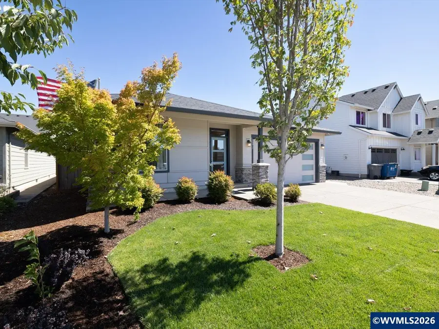 1571 SE Barberry Av, Dallas, OR 97338 - #2