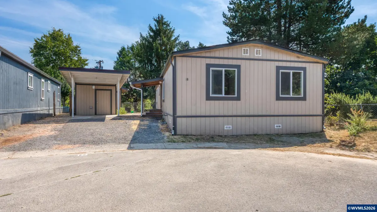 906 SW Alder St, Dundee, OR 97115 - #1