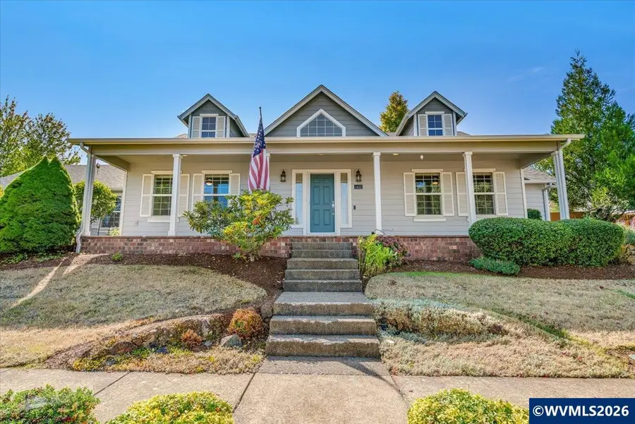 1412  Crestview Dr, Silverton, OR 97381 - #2