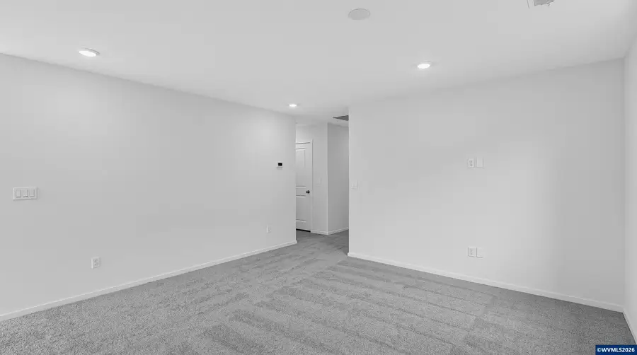 686  Minnesota St, Lebanon, OR 97355 - #2