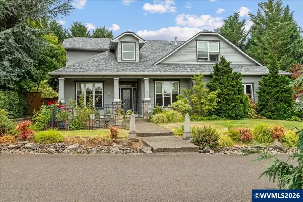 2121  Davis Rd S, Salem, OR 97306