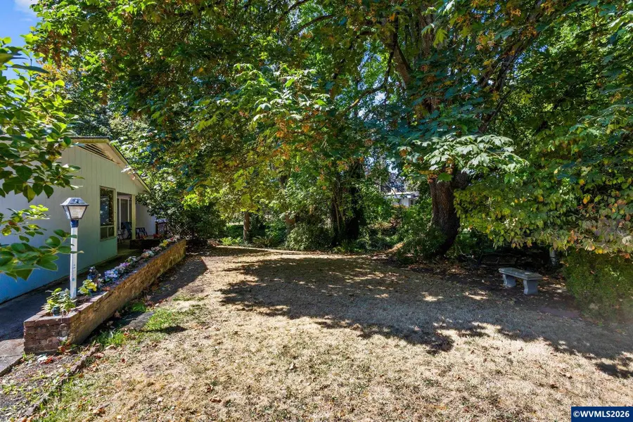 480  Carlson Av, Lebanon, OR 97355 - #3
