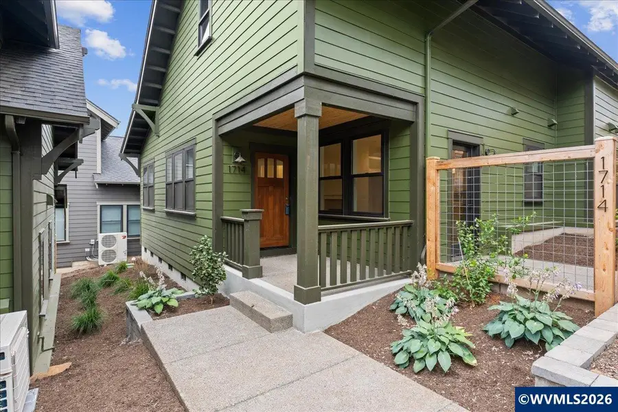 1714  Strong Rd SE, Salem, OR 97302 - #3