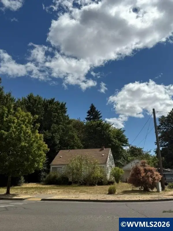 4450 SW Country Club Dr, Corvallis, OR 97333