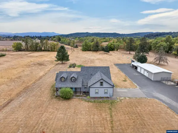 885  Hillview Dr, Lebanon, OR 97355