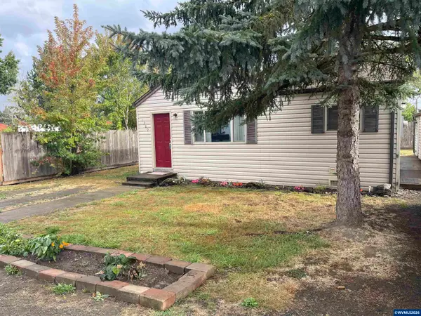 1309  Price Ln E, Monmouth, OR 97361