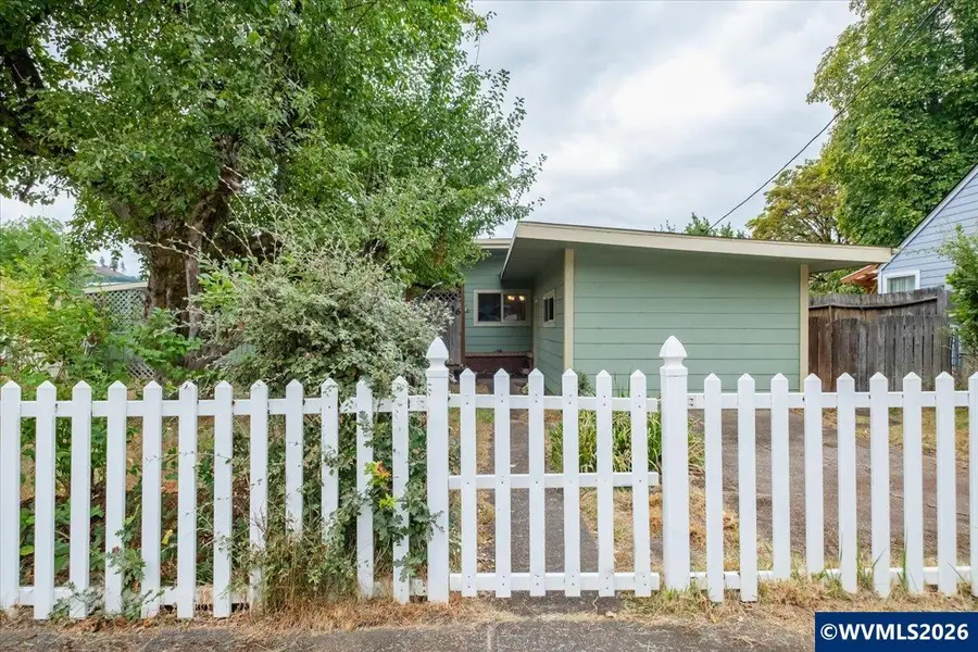 236 S 17th St, Philomath, OR 97370 - #3