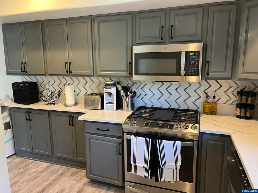2367-2371 NW Hummingbird Dr, Corvallis, OR 97330 - #3