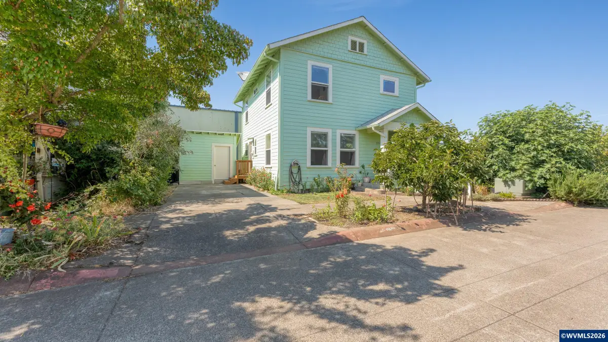 554 SW B Av, Corvallis, OR 97333 - #1
