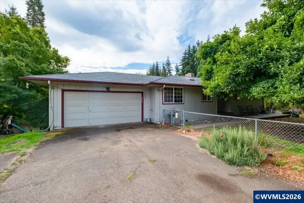 662 NW East Thornton Lake Dr, Albany, OR 97321