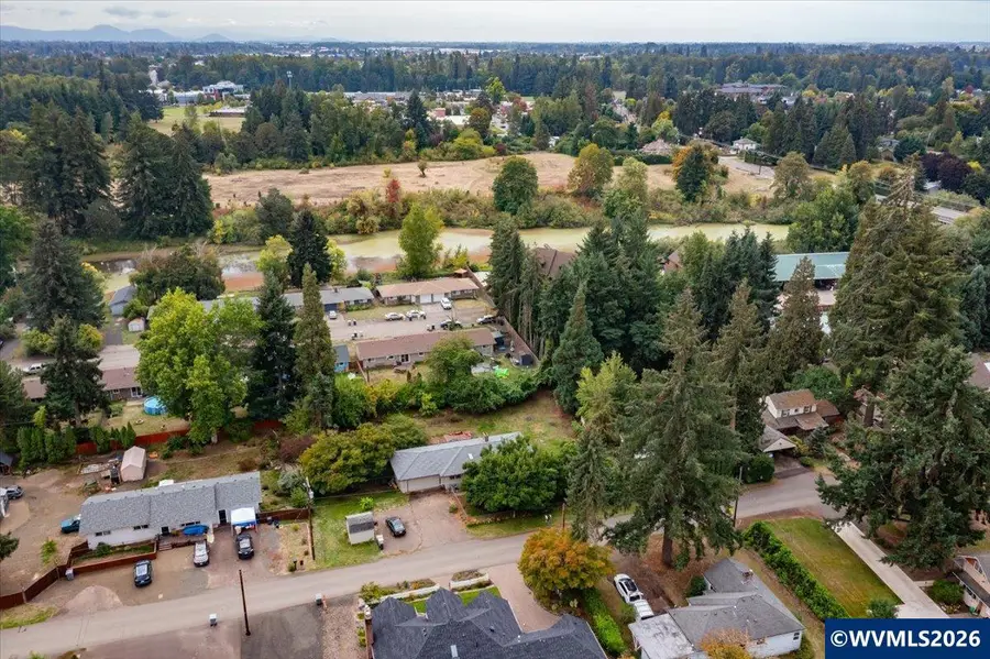 662 NW East Thornton Lake Dr, Albany, OR 97321 - #3
