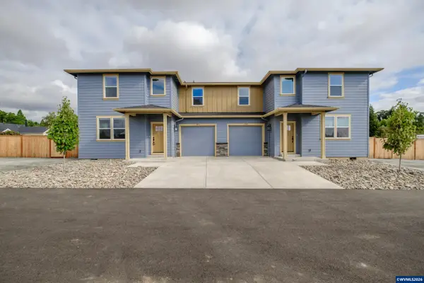 186 & 188 SE Lacreole Dr, Dallas, OR 97338