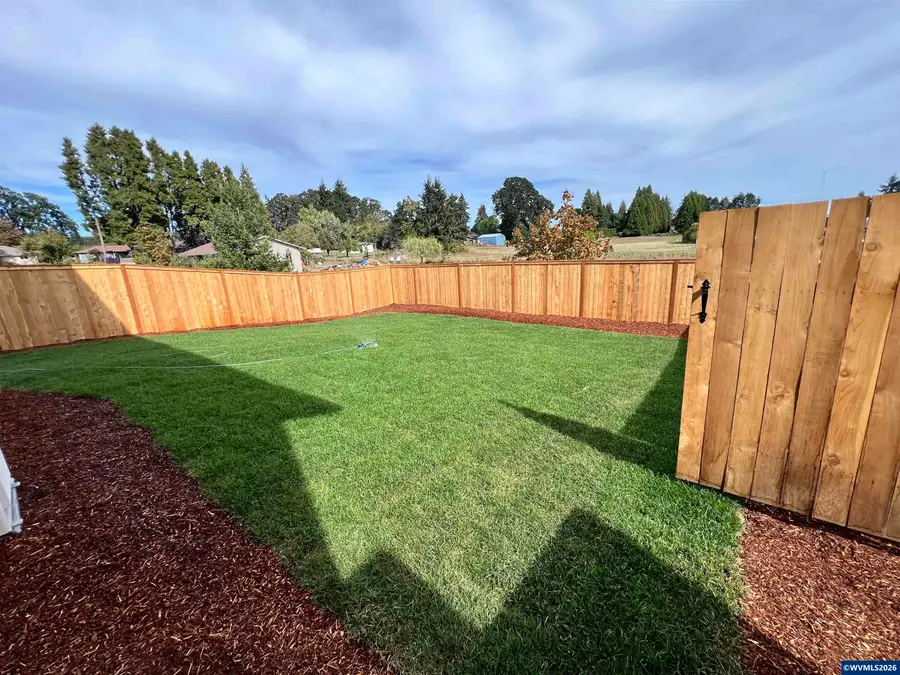 196 & 198 SE Lacreole Dr, Dallas, OR 97338 - #3