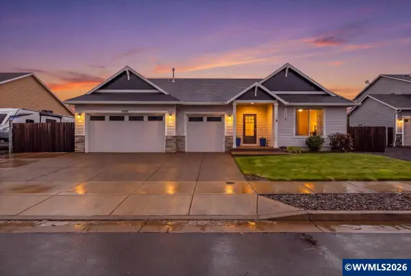 2397 NE Summit Dr, Albany, OR 97321