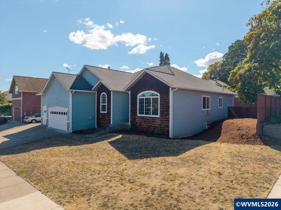 2662 NW Oak Glen St, Albany, OR 97321 - #3