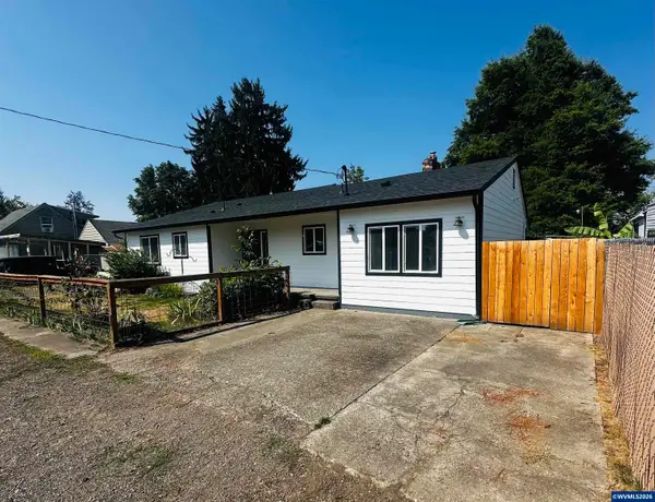 871  Bieber ST NE, Salem, OR 97301