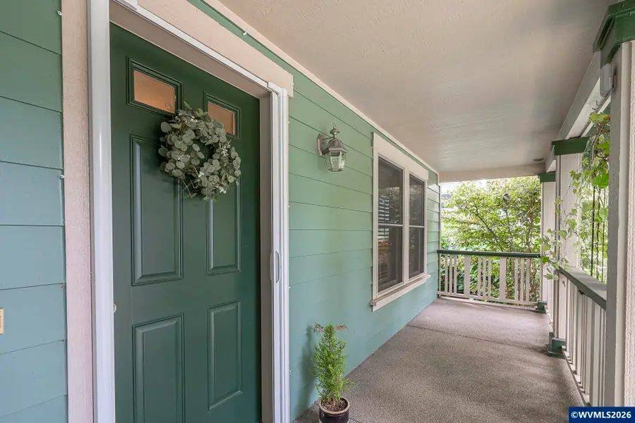 1275  Gwinn St E, Monmouth, OR 97361 - #2