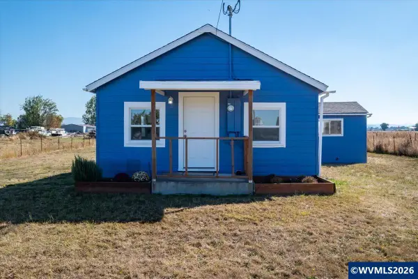 32595  Fur Rd, Lebanon, OR 97355