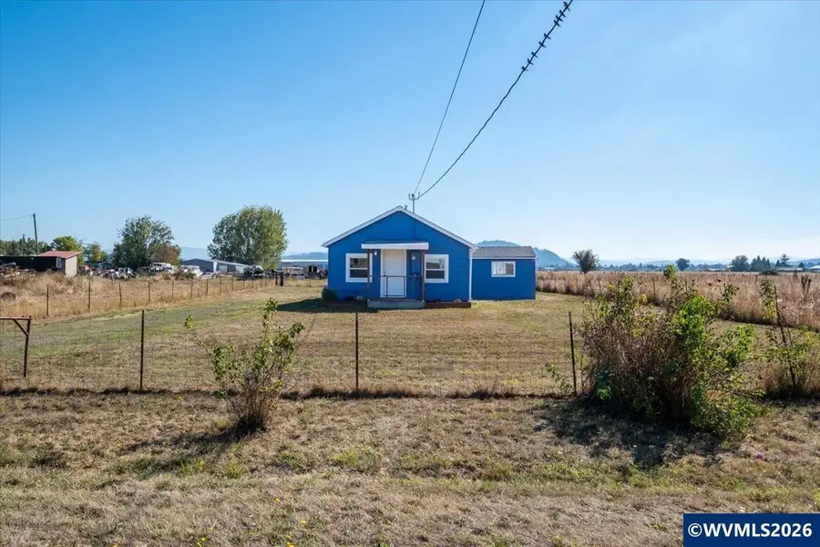 32595  Fur Rd, Lebanon, OR 97355 - #2