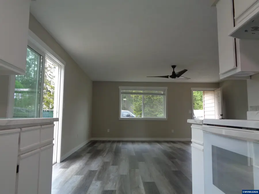 2586  Wintergreen (-2588) Av NW, Salem, OR 97304 - #3