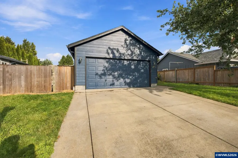 1050  Yew St, Junction City, OR 97448 - #2