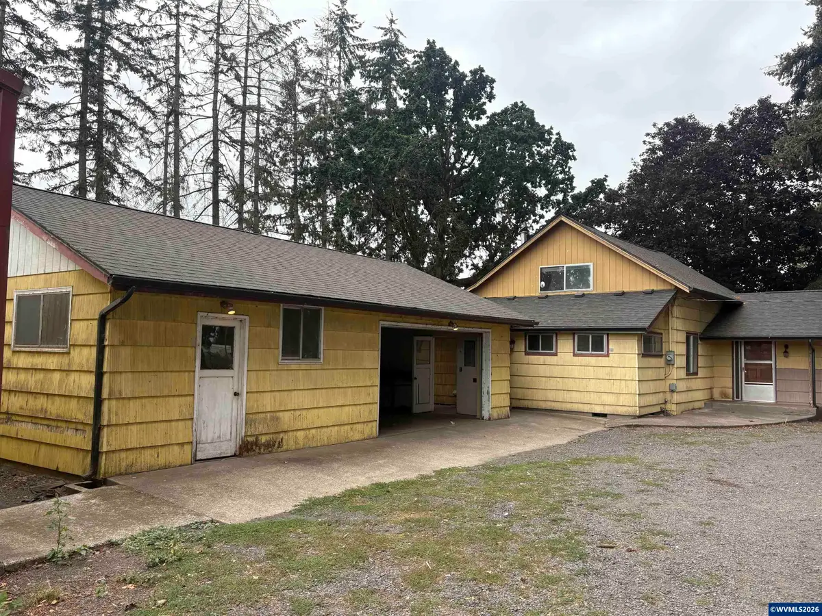 9068 SE Snoddy Dr, Aumsville, OR 97325 - #1