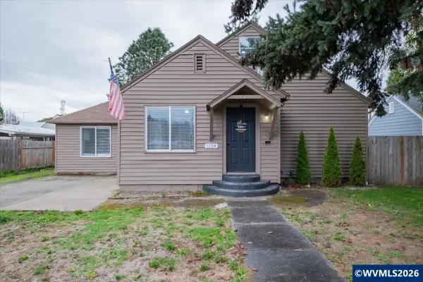 1154 S 2nd St, Lebanon, OR 97355
