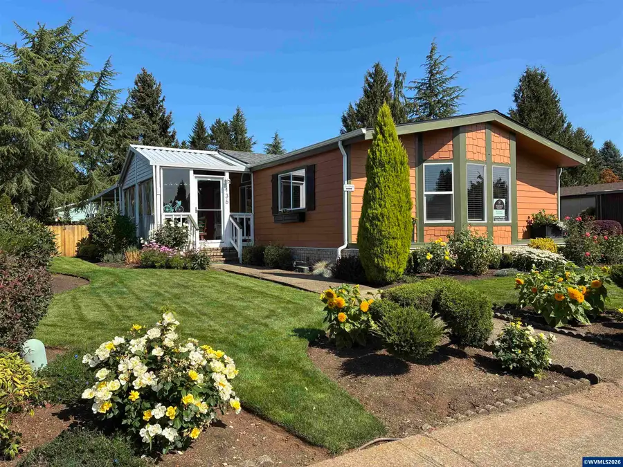 2120  Robins (#136) Ln SE, Salem, OR 97306 - #2