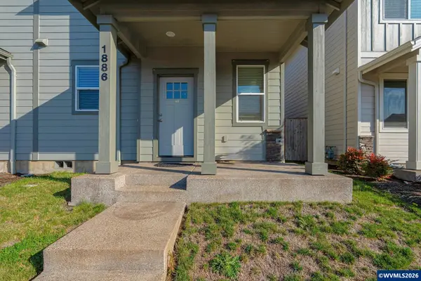 1886 SE Hankel St, Dallas, OR 97338