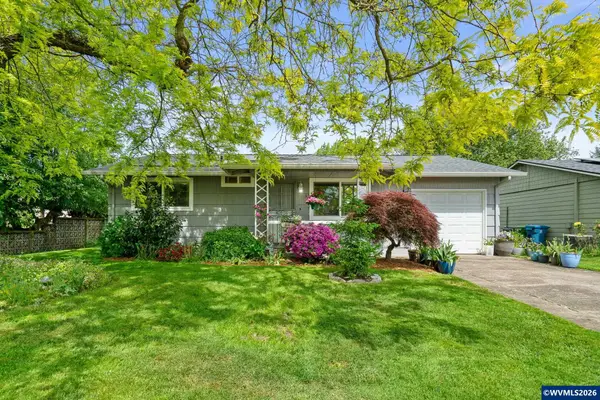 1153  Dellmoor Wy, Woodburn, OR 97071