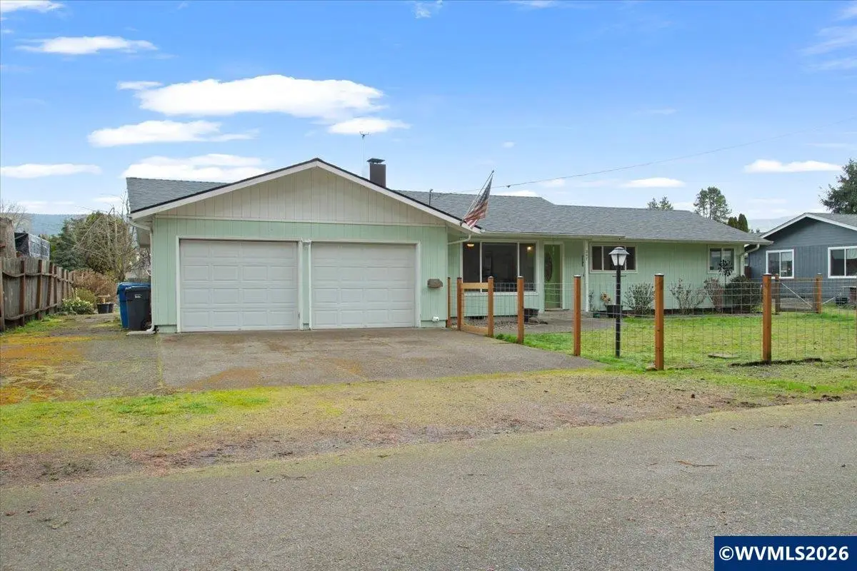 247  Cedar St, Lyons, OR 97358 - #1