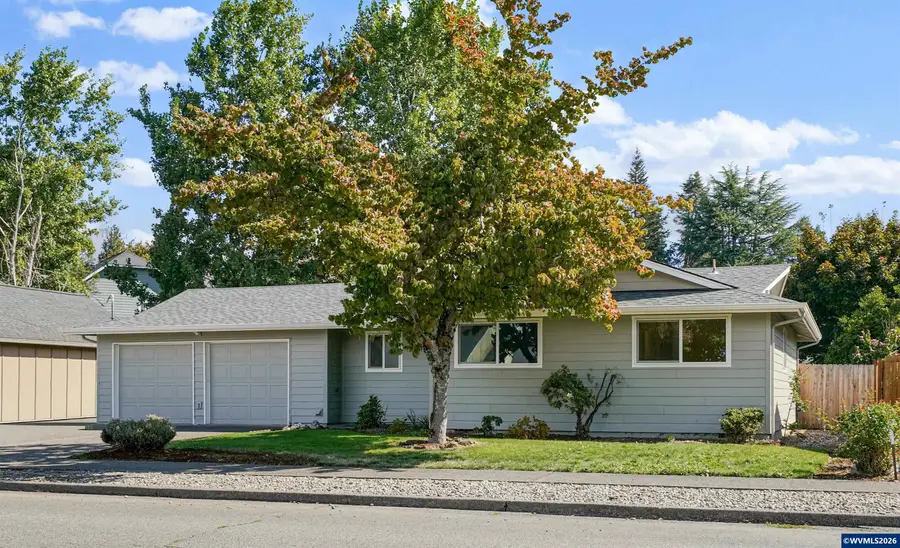 1568 N 3rd Av, Stayton, OR 97383 - #2