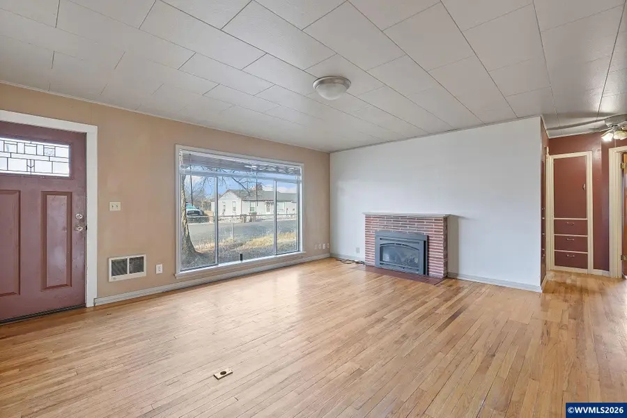 790 SE Garner St, Prineville, OR 97554 - #3