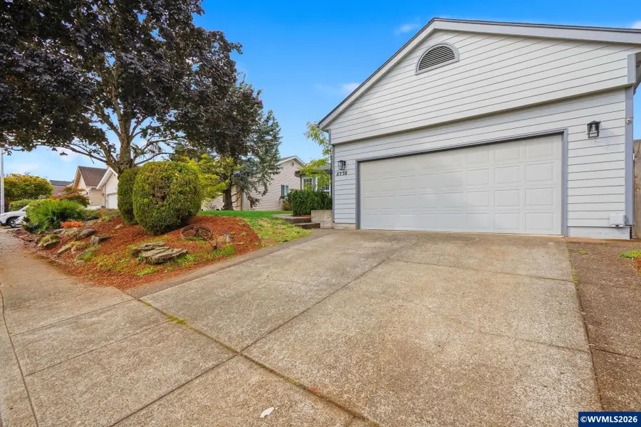 5775  Moonstone Lp SE, Salem, OR 97306 - #2