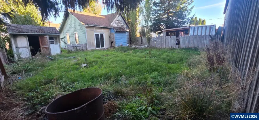 653 W 1st St, Halsey, OR 97348 - #3