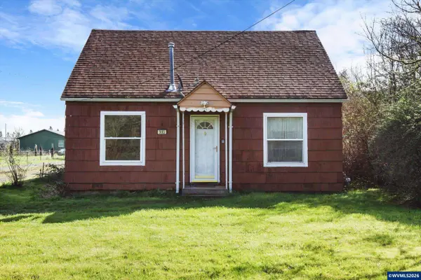 993  42nd Av, Sweet Home, OR 97386